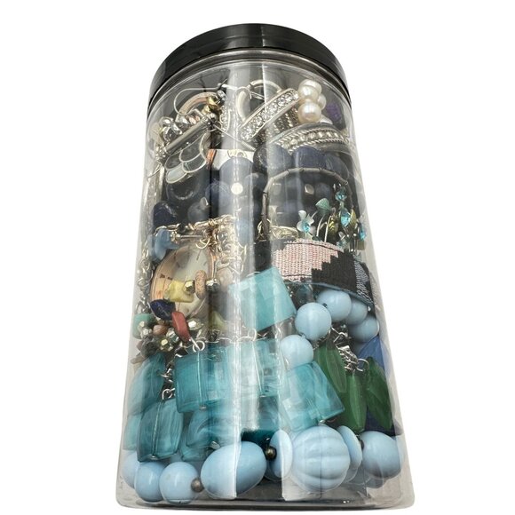 Mystery Jewelry Jar #1063 Wearable Quality Pieces 2lbs Necklace Bracelet Earring - Picture 1 of 4